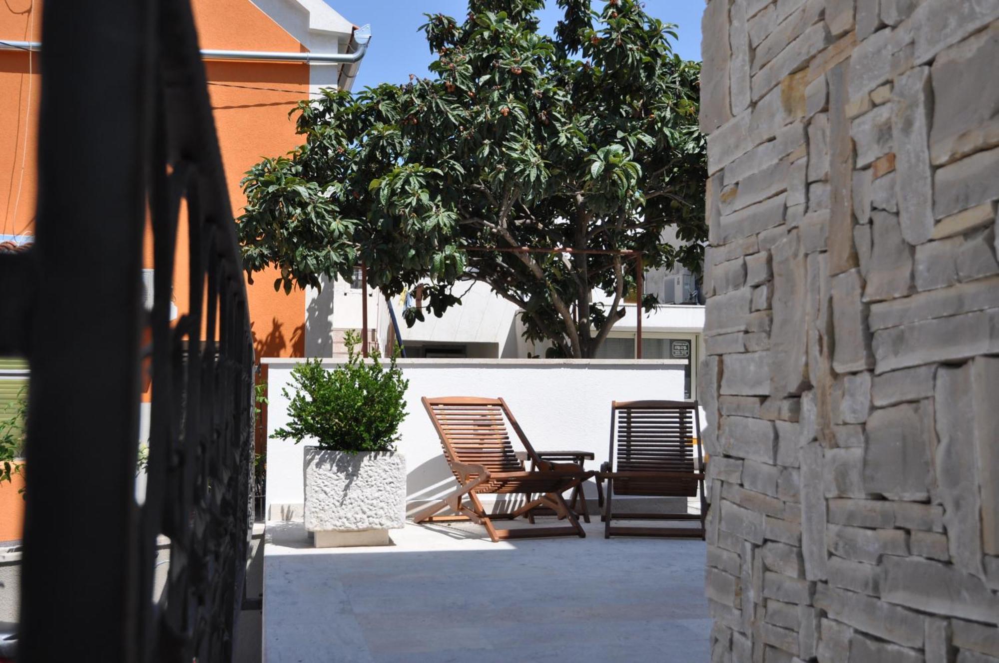 Villa Lucica Trogir Exterior photo